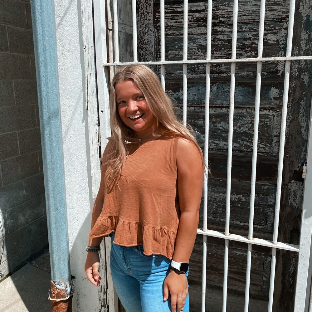 Meet your Posher, Brooke